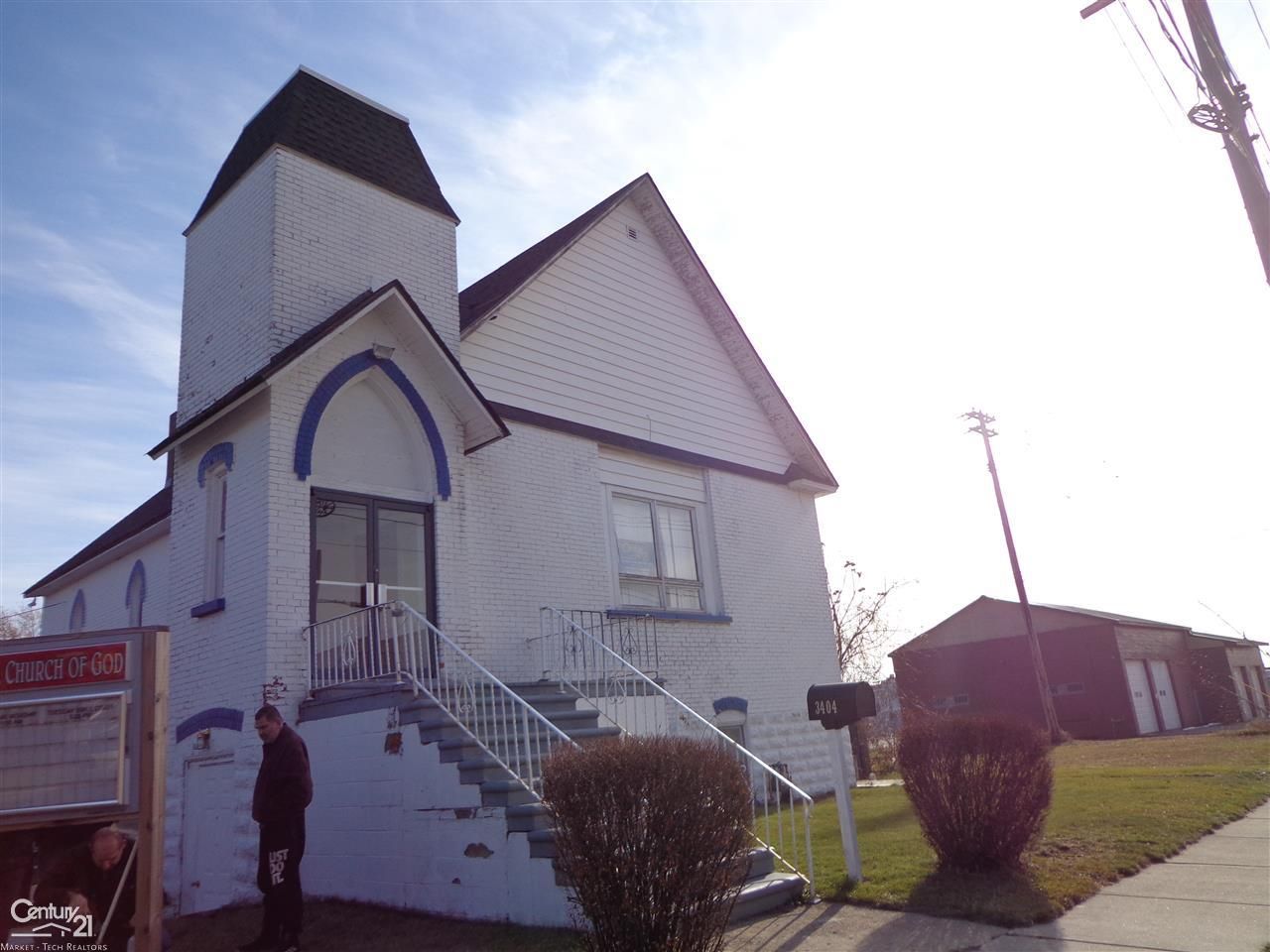 3404 24th St, Port Huron, MI 48060